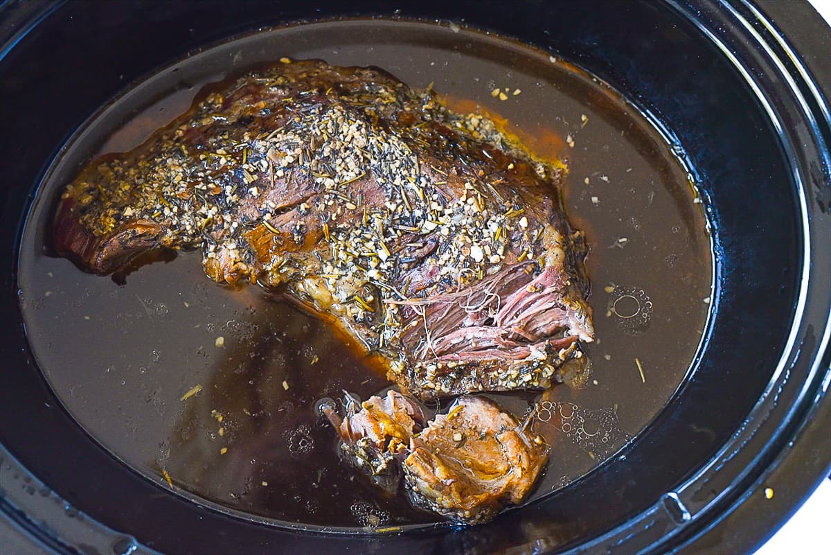 how to cook tri tip in the slow cooker