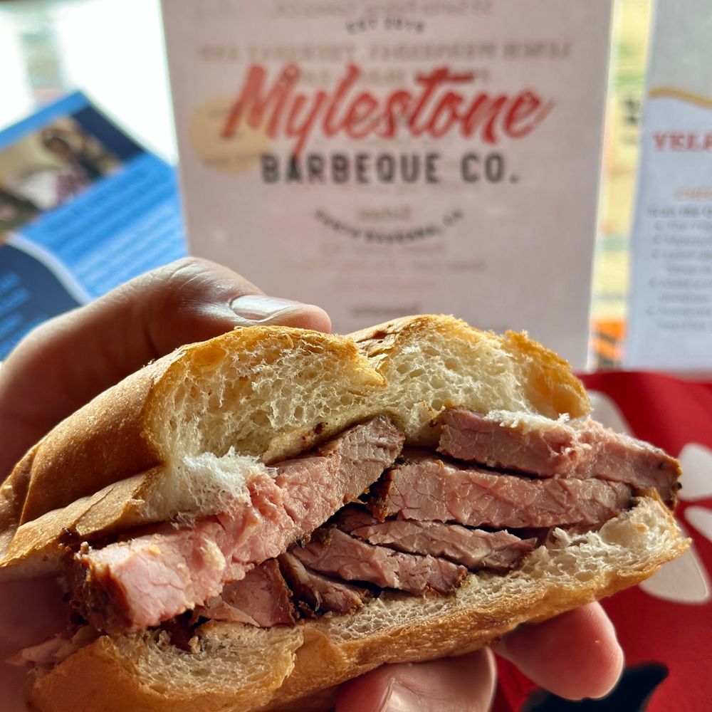 santa barbara tri tip:Santa Barbara's Tri-Tip Delight