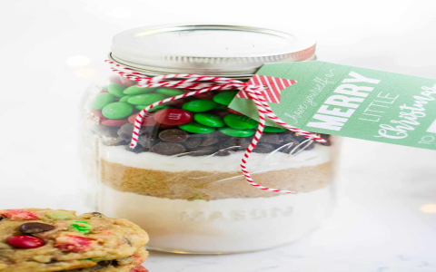 jar desserts：Layered Treats in Jars