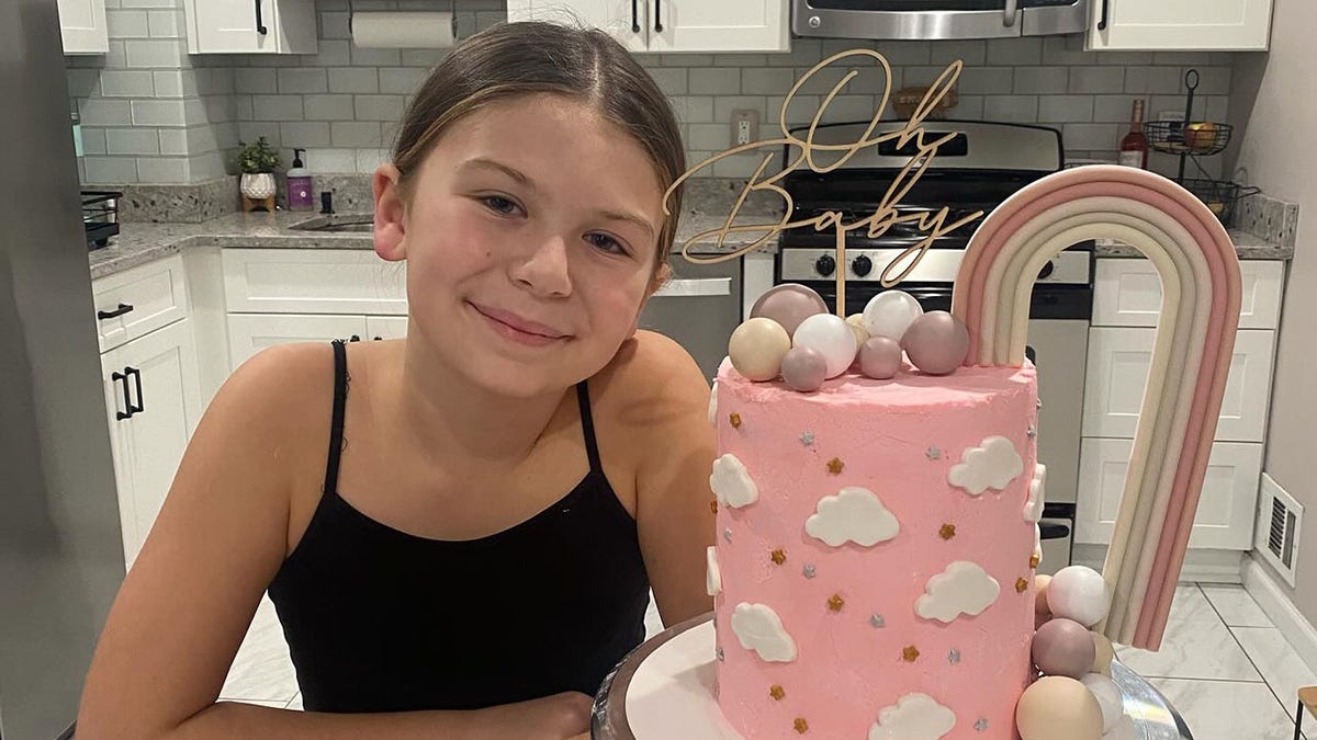 9 cake:Nine Delights in Cake