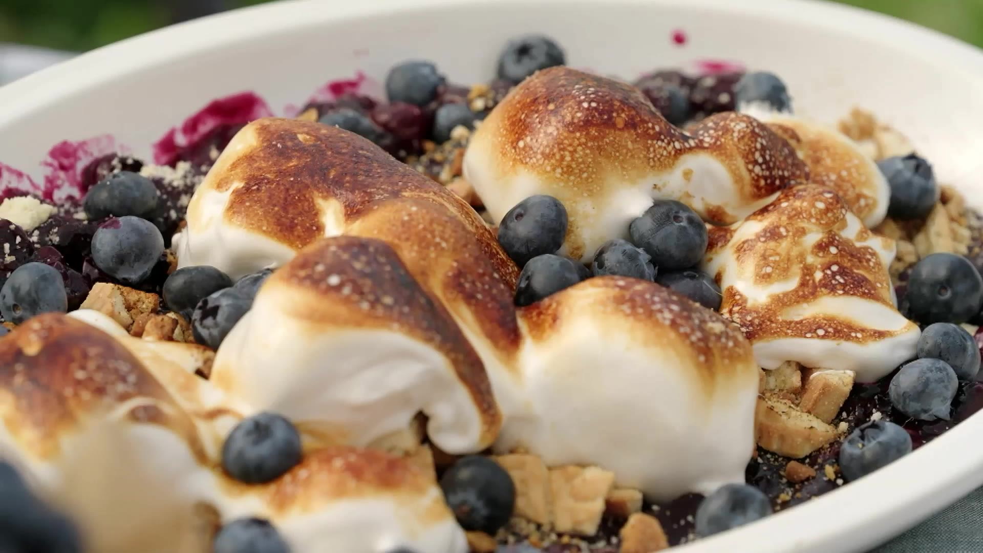 best homes and gardens blueberry crumble