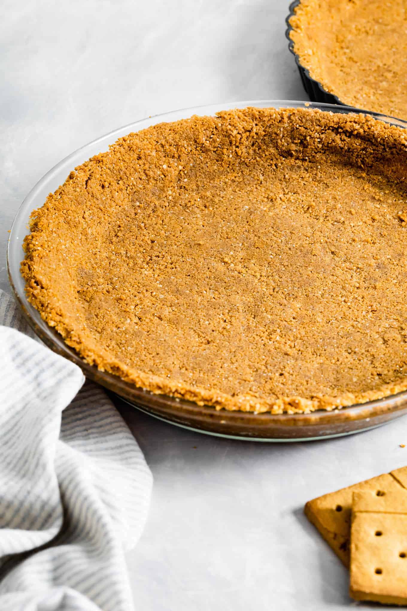 cooking gluten free pies with a graham cracker crust