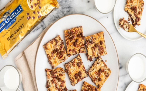condensed milk chocolate chip graham treats