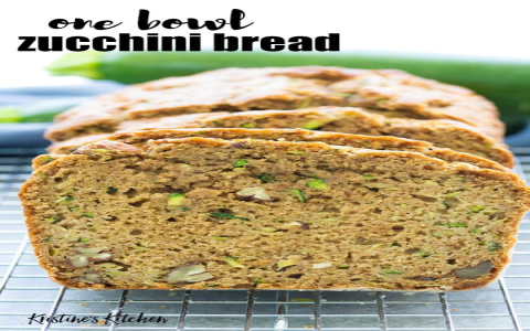 nutritious applesauce zucchini muffins
