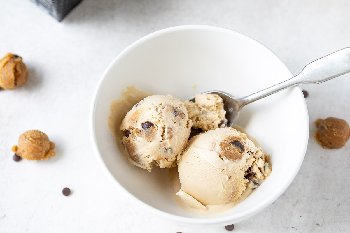 chocolate chip cookie dough ice cream without gluten