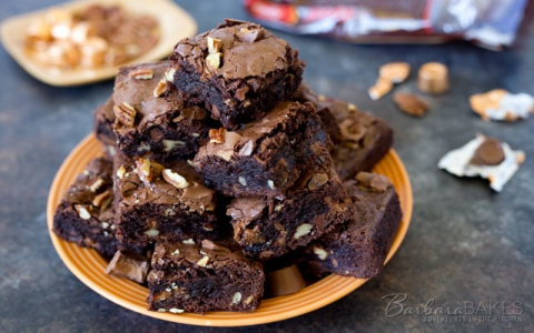 time needed to bake ghirardelli brownies in a 9x13 pan