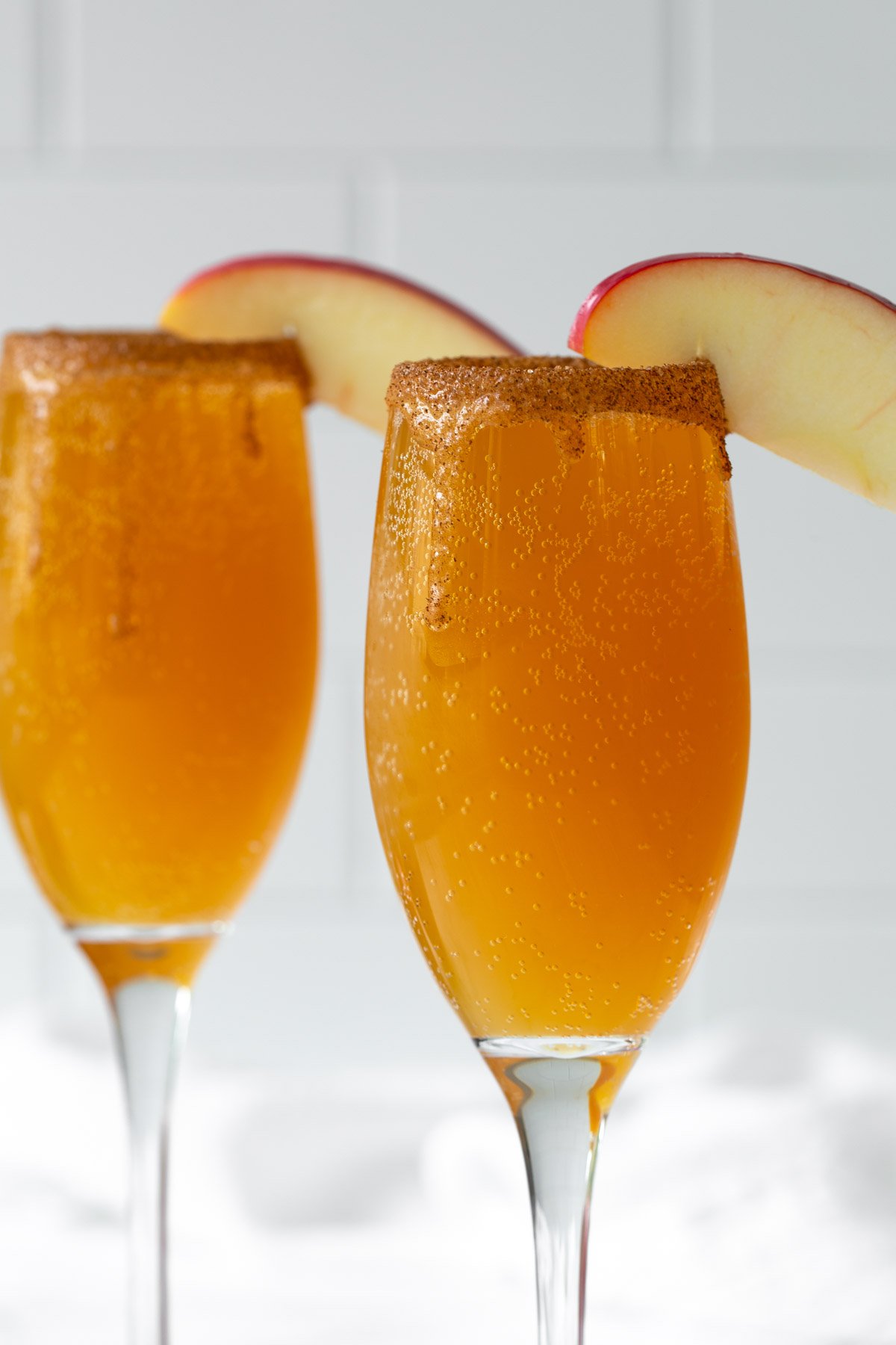 caramel apple cider champagne cocktail