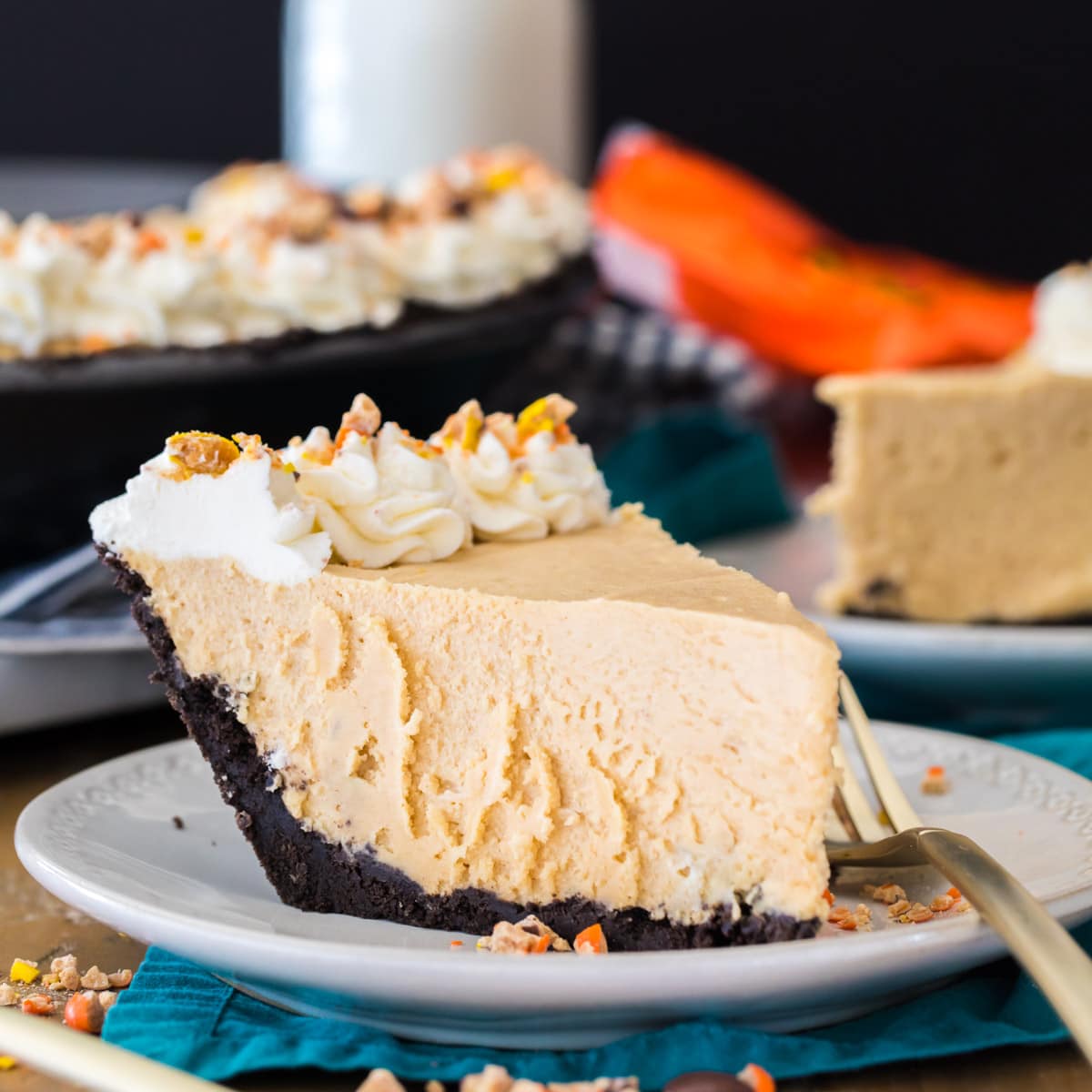 Easy Frozen Peanut Butter Pie Without Cream Cheese Recipe