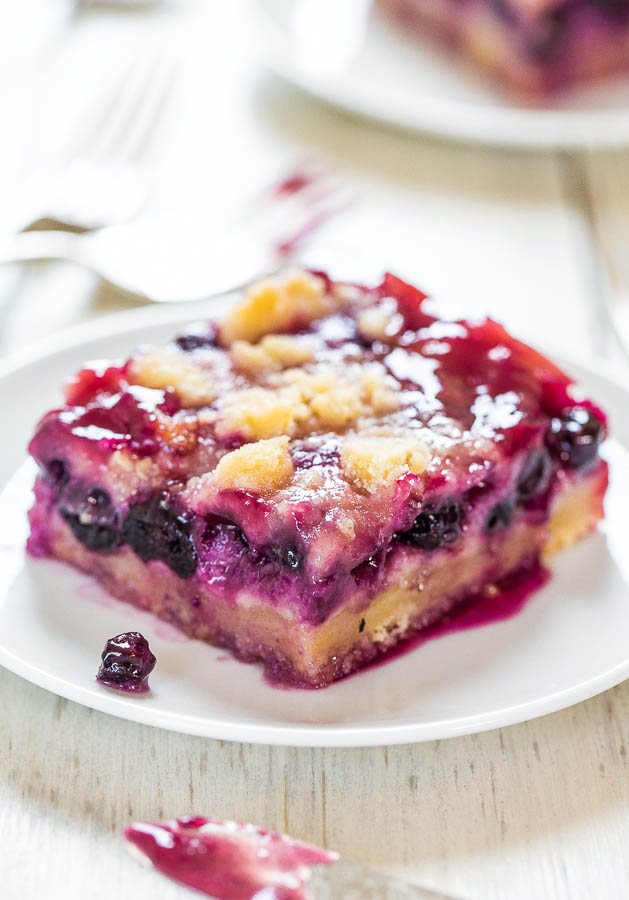 Yummy recipes with blueberry pie filling from can (simple and fast treats)