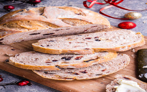 How to Make Banana Bread With Cranberries and Nuts (The Only Recipe Youll Ever Need)