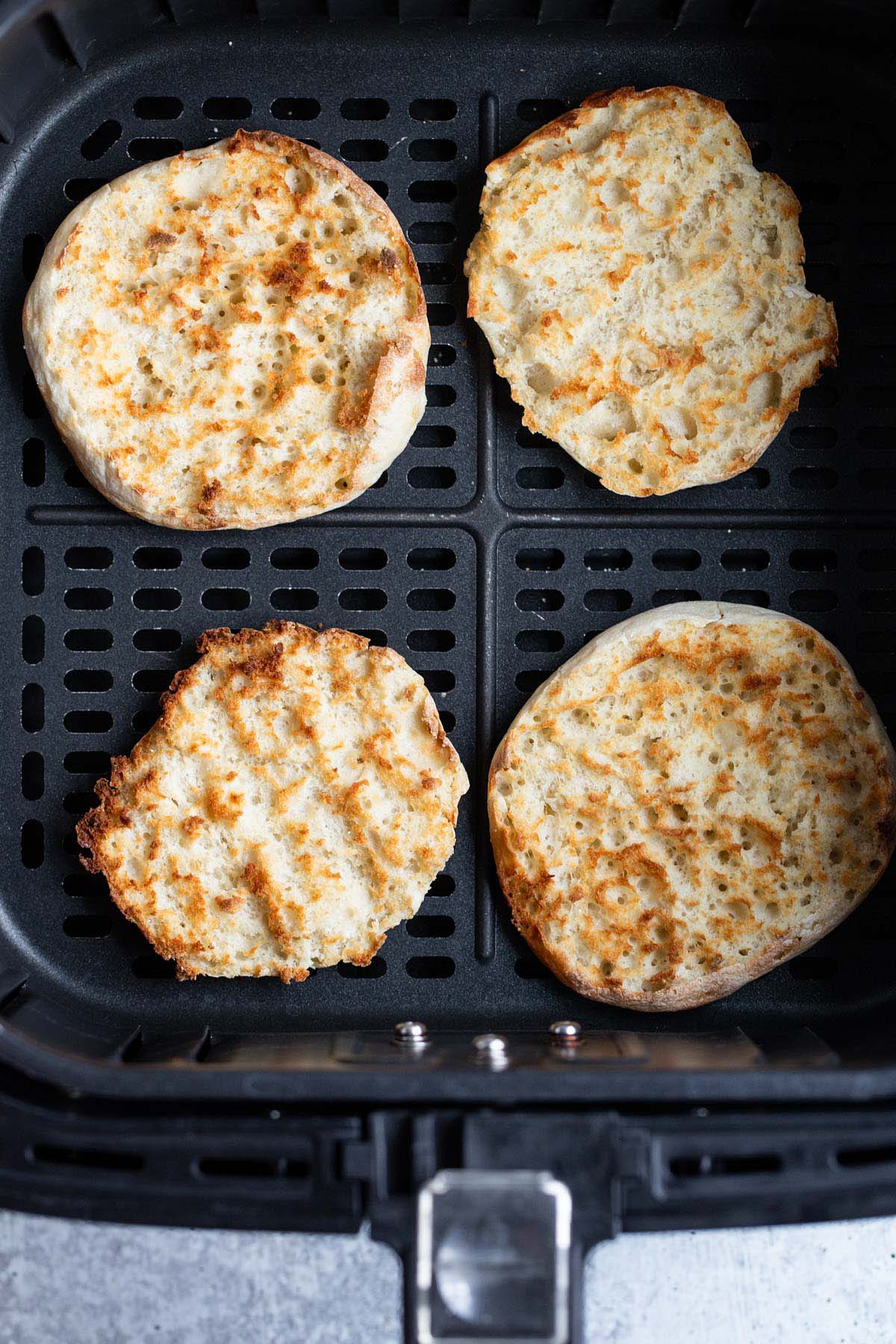 Can You Toast English Muffins in an Air Fryer? Simple Steps for a Crispy Treat!