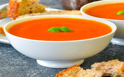 Quick Tomato Soup Recipe with Cherry Tomatoes: Ready in Minutes