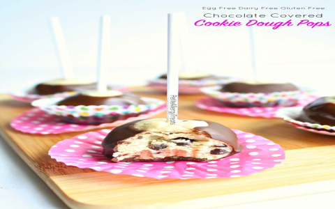 starbucks-style cake pops with cookie dough