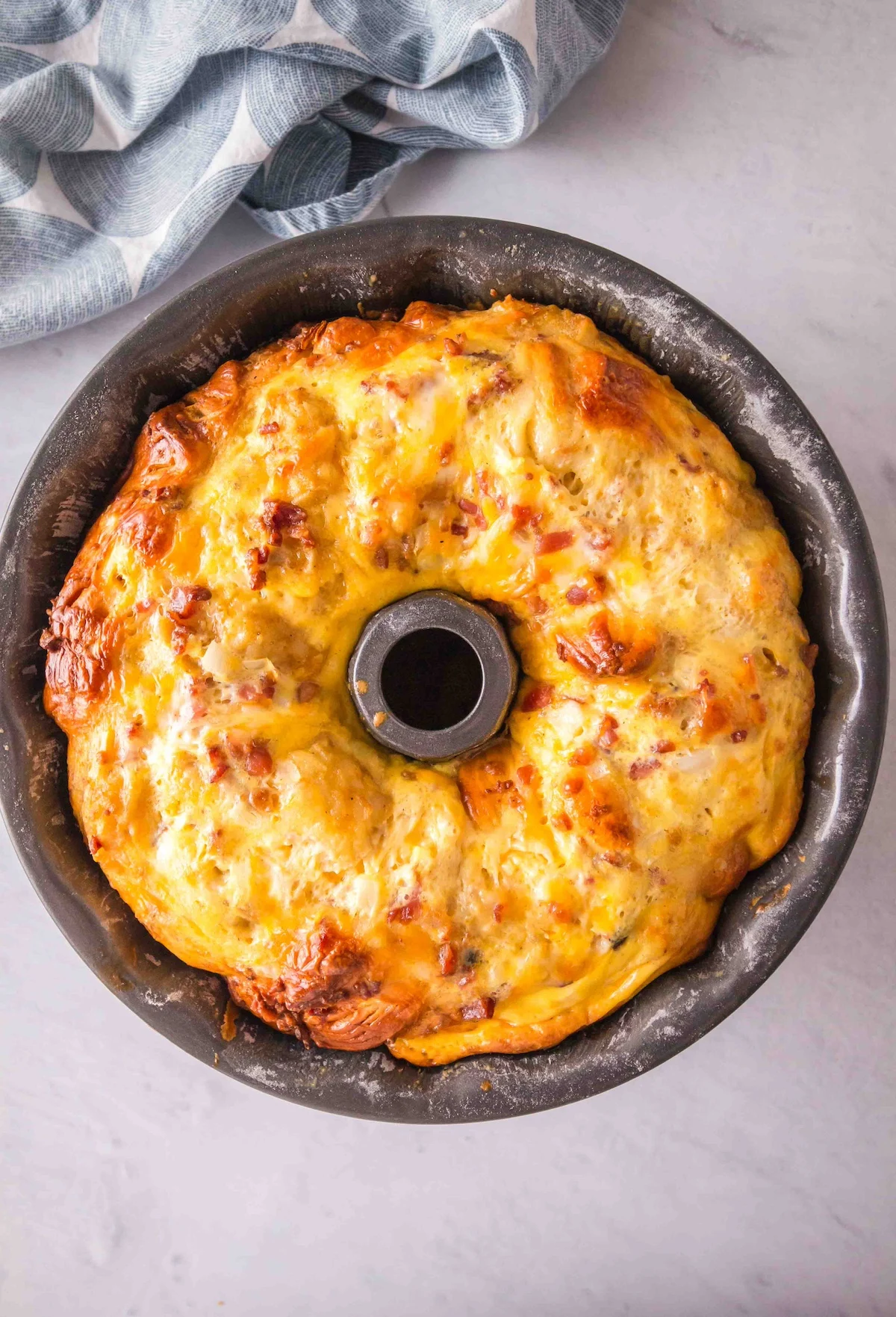 Yummy Bundt Cake Breakfast Recipe with Tater Tots (A Crowd-Pleasing Dish)