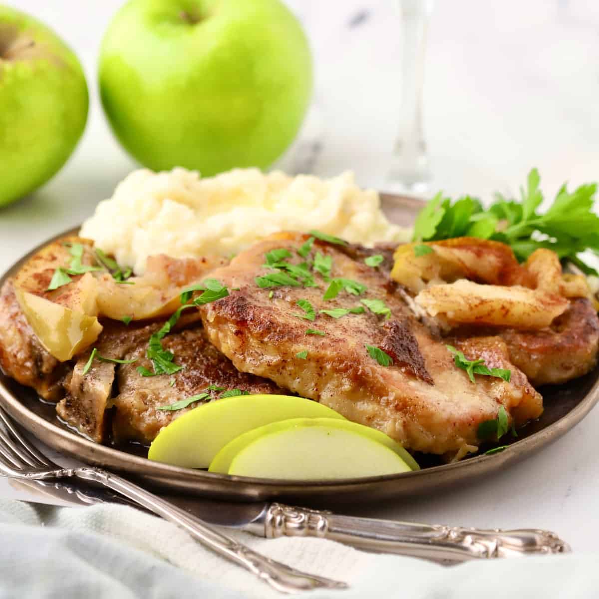 Best Crockpot Pork Chop Recipes with Apples You Must Try Tonight