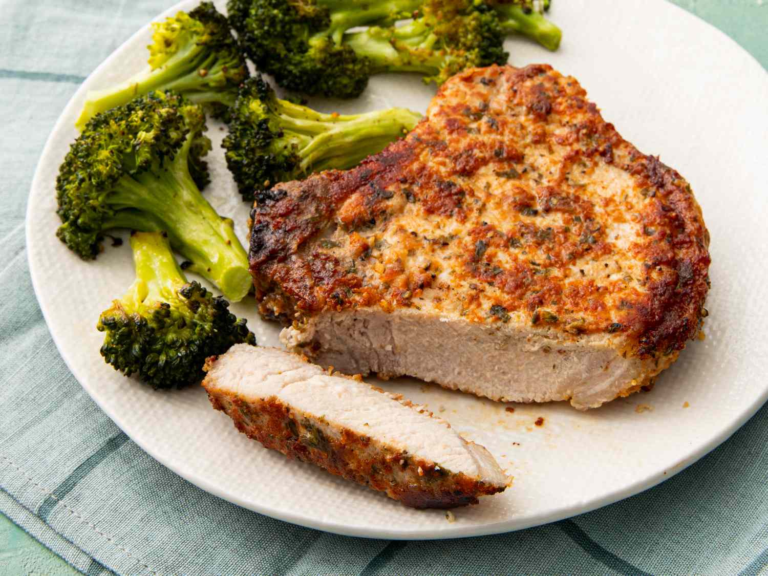 Quick Recipe: Thin Bone in Pork Chops in Air Fryer