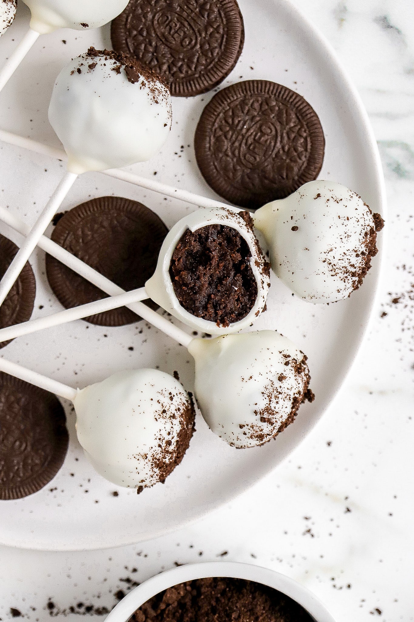 Make Starbucks Cookies and Cream Cake Pop Recipe at Home: Simple Guide for You