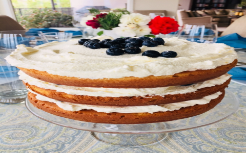 Wow Your Guests With This Lemon Blueberry Mascarpone Cake Recipe