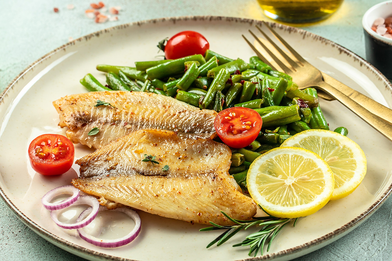 Simple vegetable sides for tilapia. Check out these easy recipes to complement your fish in minutes!