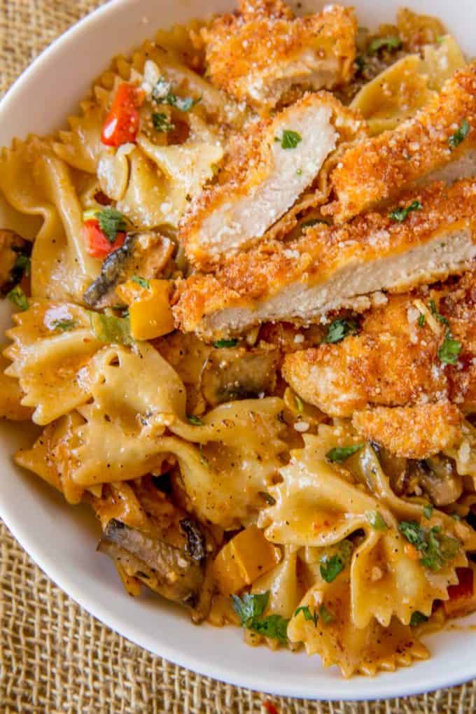 calorie content of cheesecake factory's louisiana chicken pasta