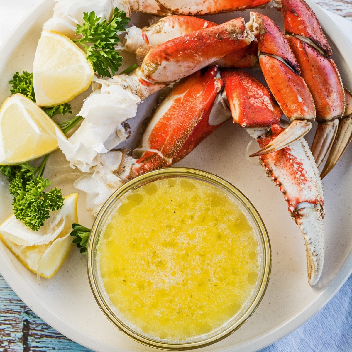 What to Have with Crab Legs: Quick and Tasty Side Dish Ideas