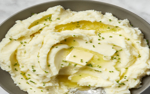 a delicious recipe for meatloaf with creamy mashed potatoes