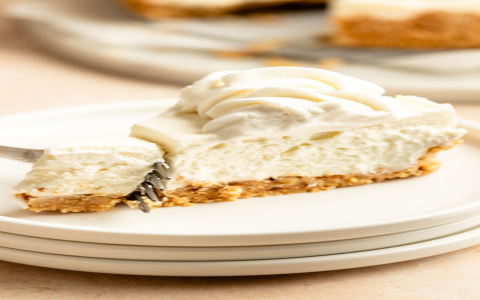 Delicious Pumpkin Sweetened Condensed Milk Cream Cheese Dessert