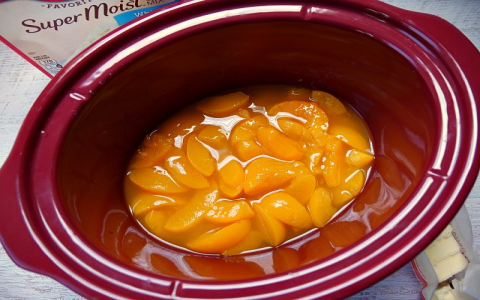 easy peach cobbler recipe with cake mix