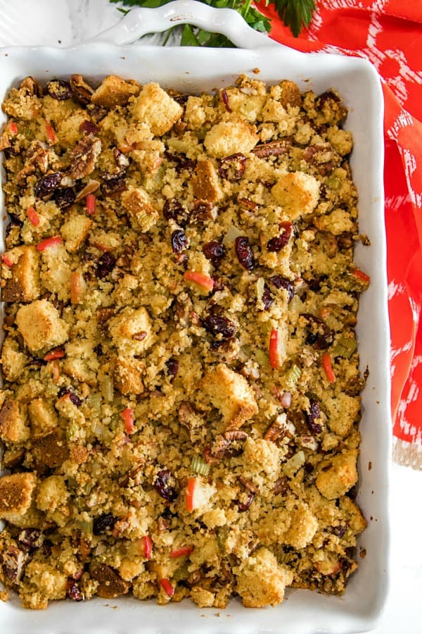 apple pecan cornbread stuffing