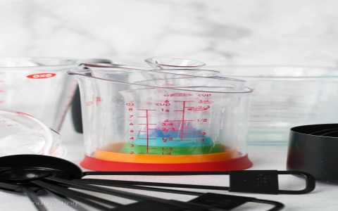 Lets Find Out How Many Cups in Half Gallon Milk