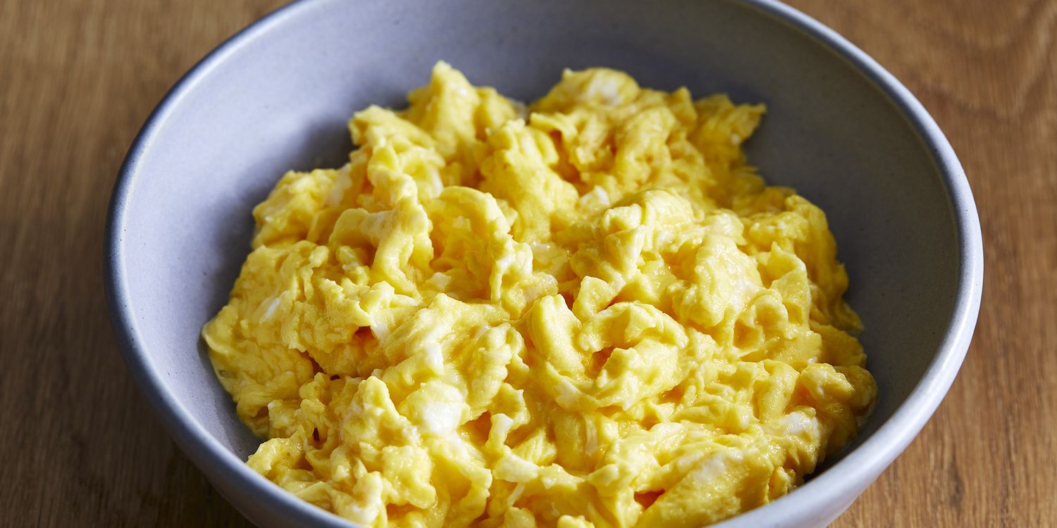 how to prepare microwave scrambled eggs without using milk