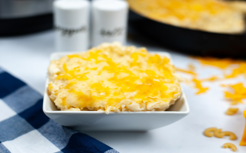 Cracker Barrel Cheese Mac and Cheese Recipe: Easy Copycat to Make at Home (Tastes Just Like the Restaurant!)