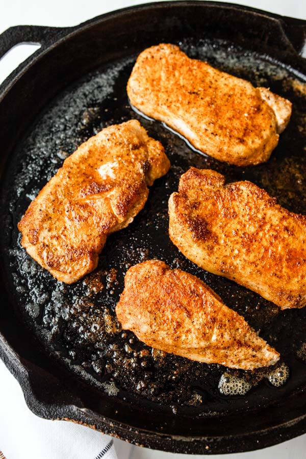 tips for preparing boneless pork chops in a cast iron skillet