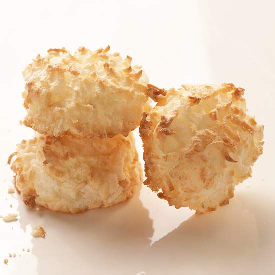 delicious coconut macaroons from better homes and gardens