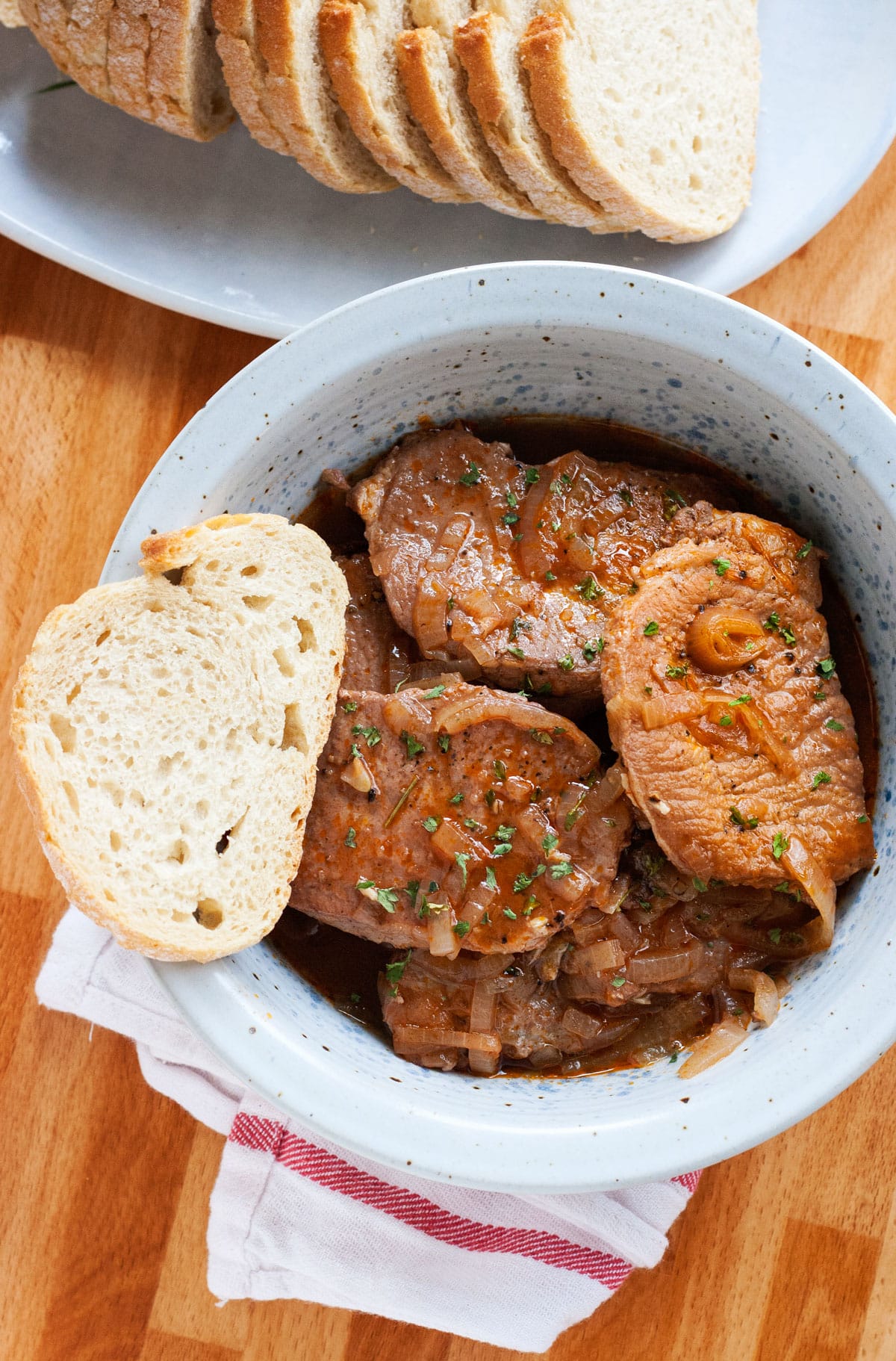 Best Recipes For Thin Sliced Boneless Pork Chops: Try These Tonight!