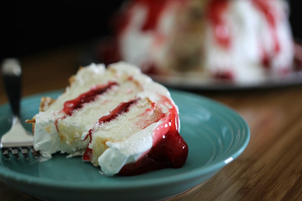 Angel Food Cake Mix Cherry Pie Filling: Easy Dessert Hack!