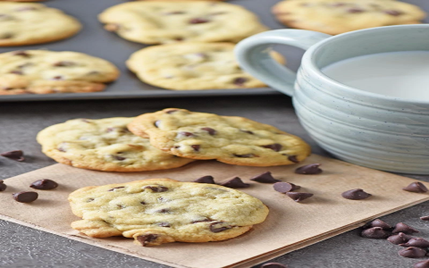 Gooey Butterscotch and White Chocolate Chip Cookies: You Need to Try This (Homemade Cookies)