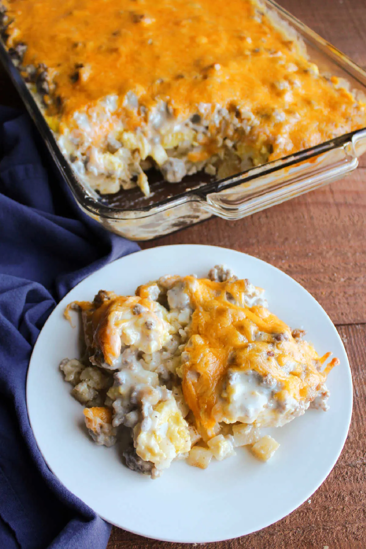 sausage gravy and hash brown breakfast bake