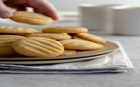 peanut butter cookies with bisquick and condensed milk