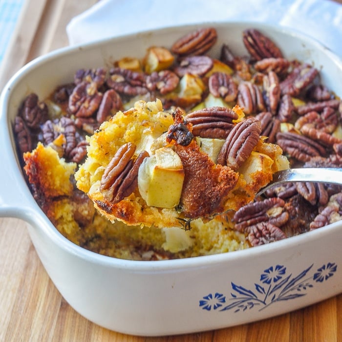 apple pecan cornbread stuffing