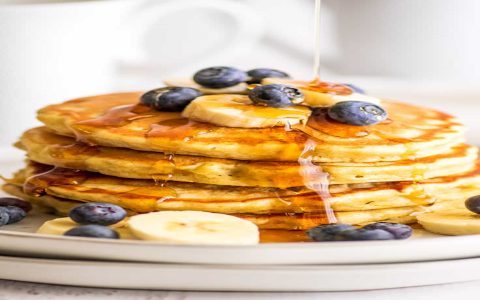 ways to maintain warm pancakes without them becoming soggy