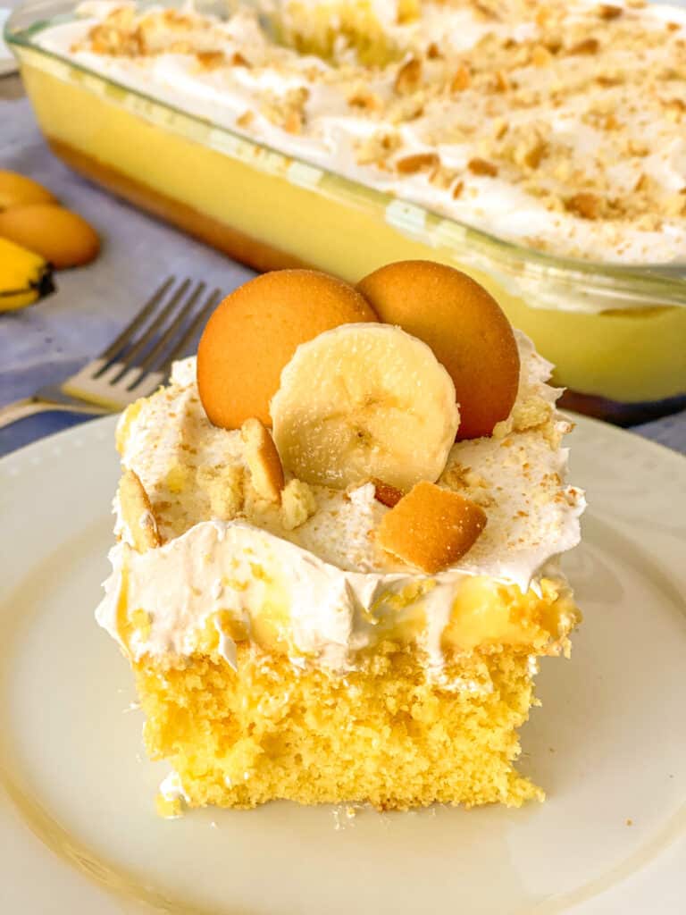 No-Bake Banana Pudding Poke Cake with Condensed Milk (A Quick and Easy Dessert for Busy Weeknights)