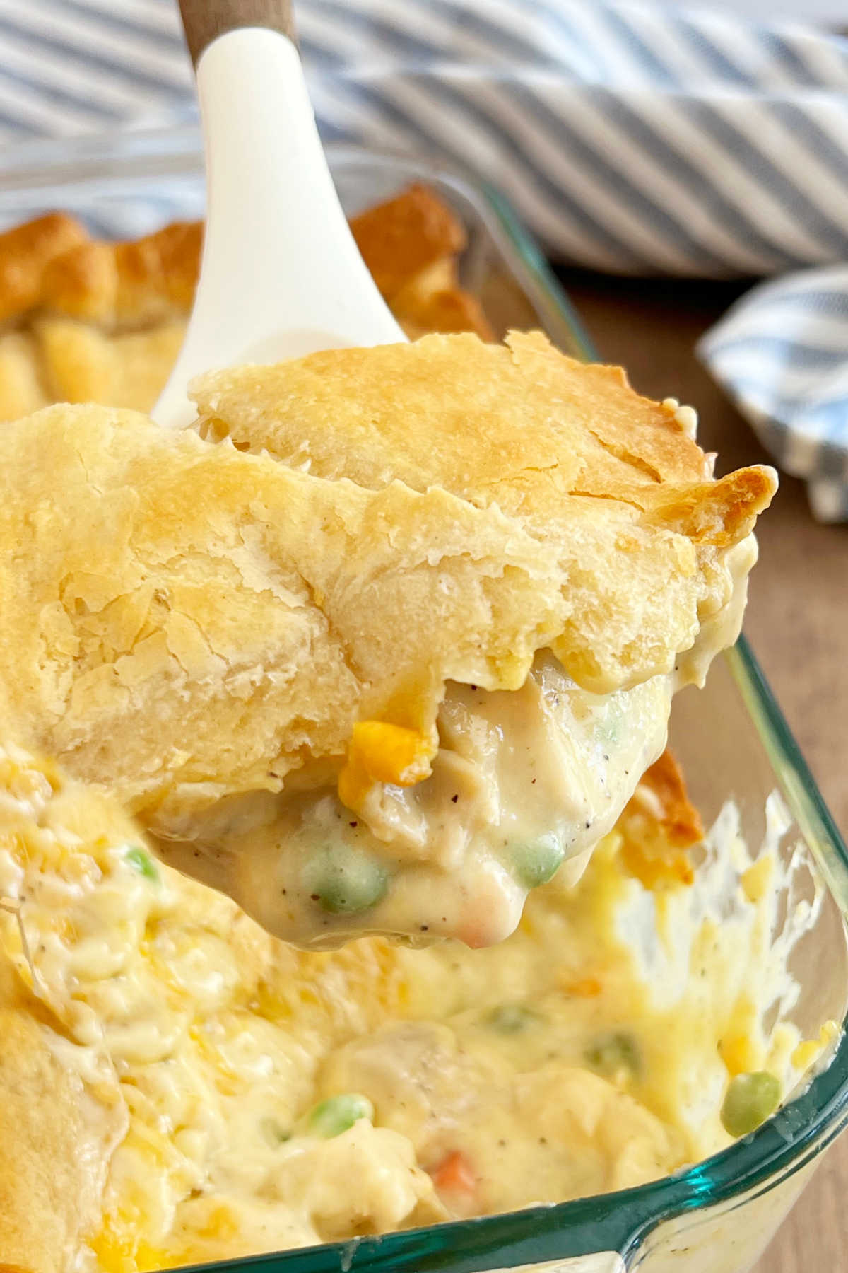 Quick and Easy Chicken Pot Pie Casserole with Crescent Rolls