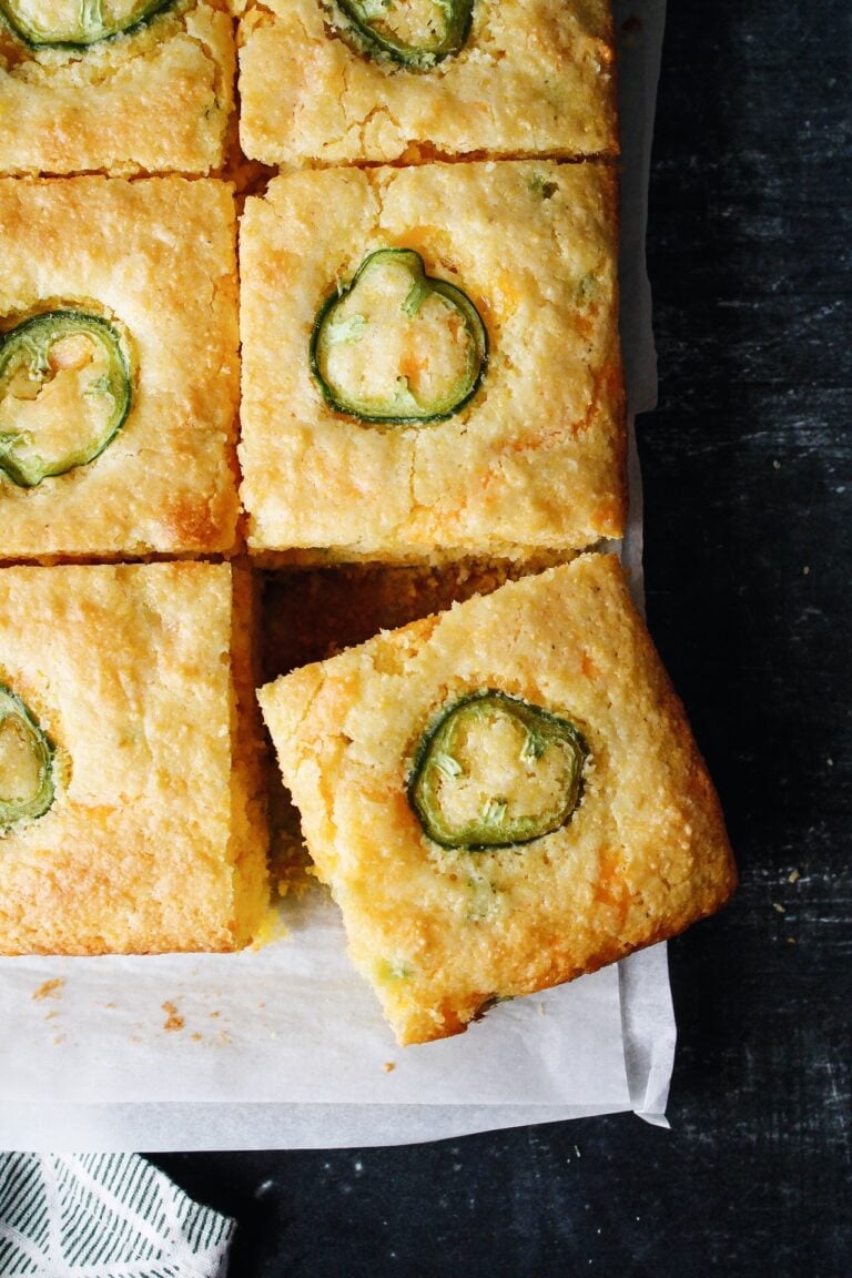 Bake Delicious Jalapeno Cornbread: Simple Jiffy Mix Recipe