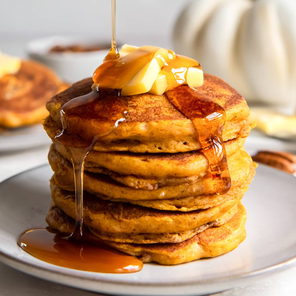 How to Make Fluffy Pumpkin Pancakes with Pancake Mix?