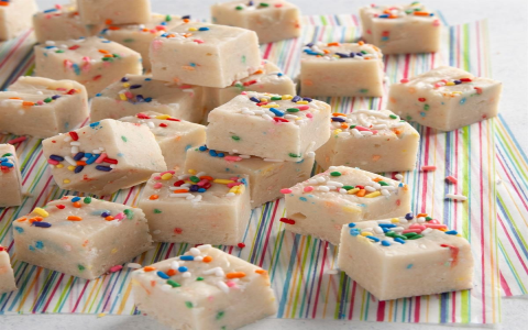 How to keep hard candy from sticking together (Easy tips to prevent clumping for good results)