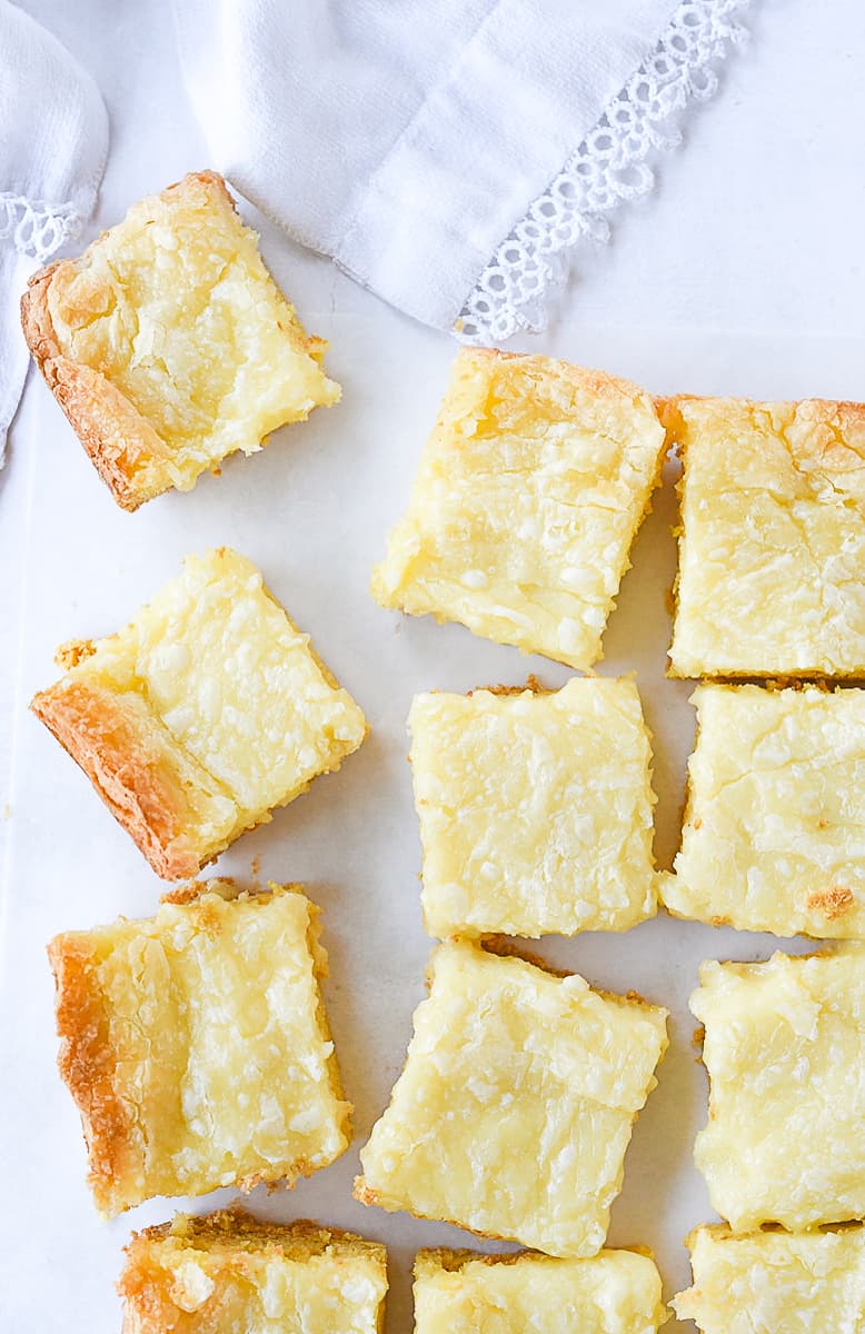 should gooey butter cake be stored in the fridge