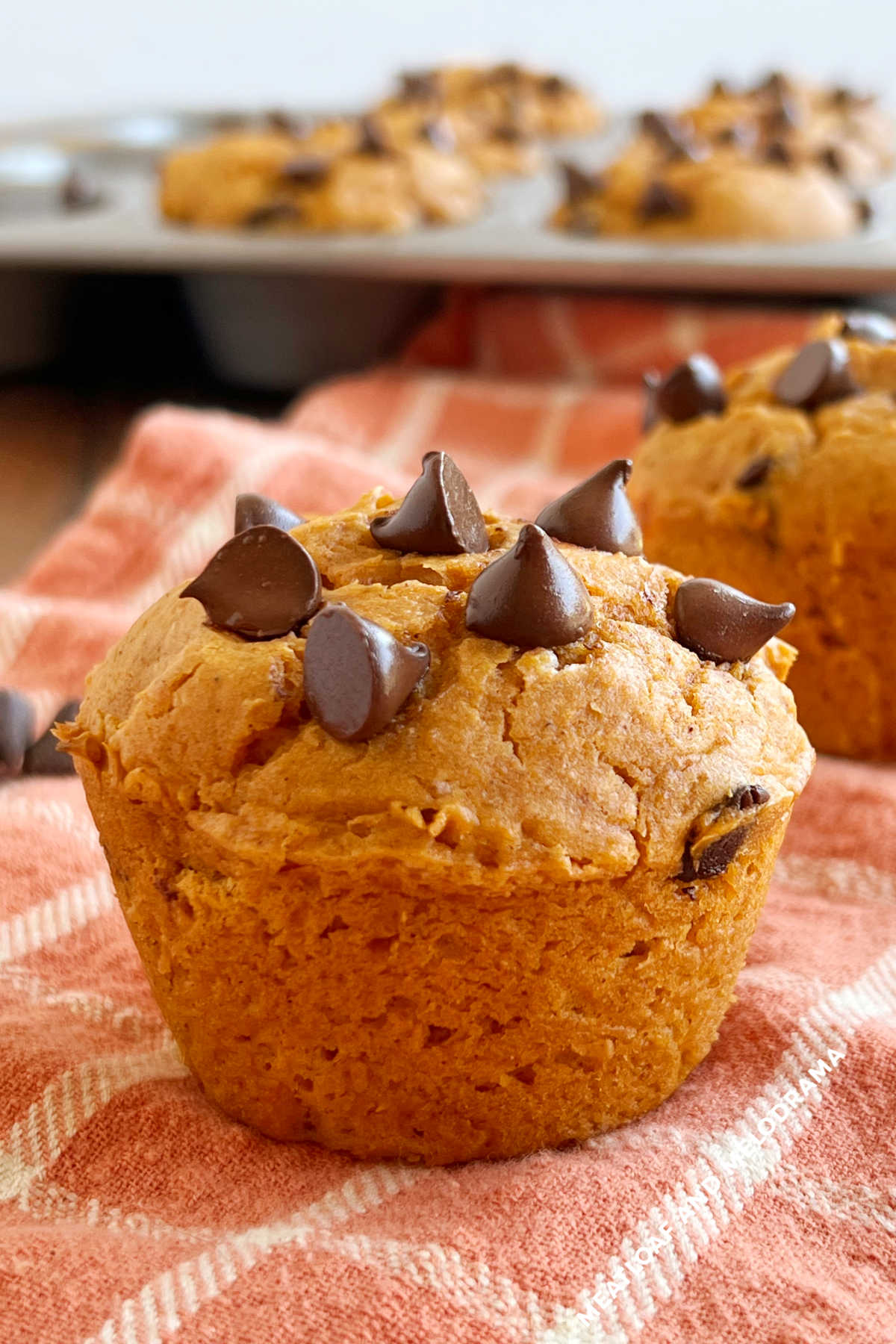 Easy Chocolate Chip Pumpkin Muffins with Cake Mix: Bake These in Under 30 Minutes!
