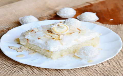 How to Make Coconut Poke Cake Without Coconut Cream
