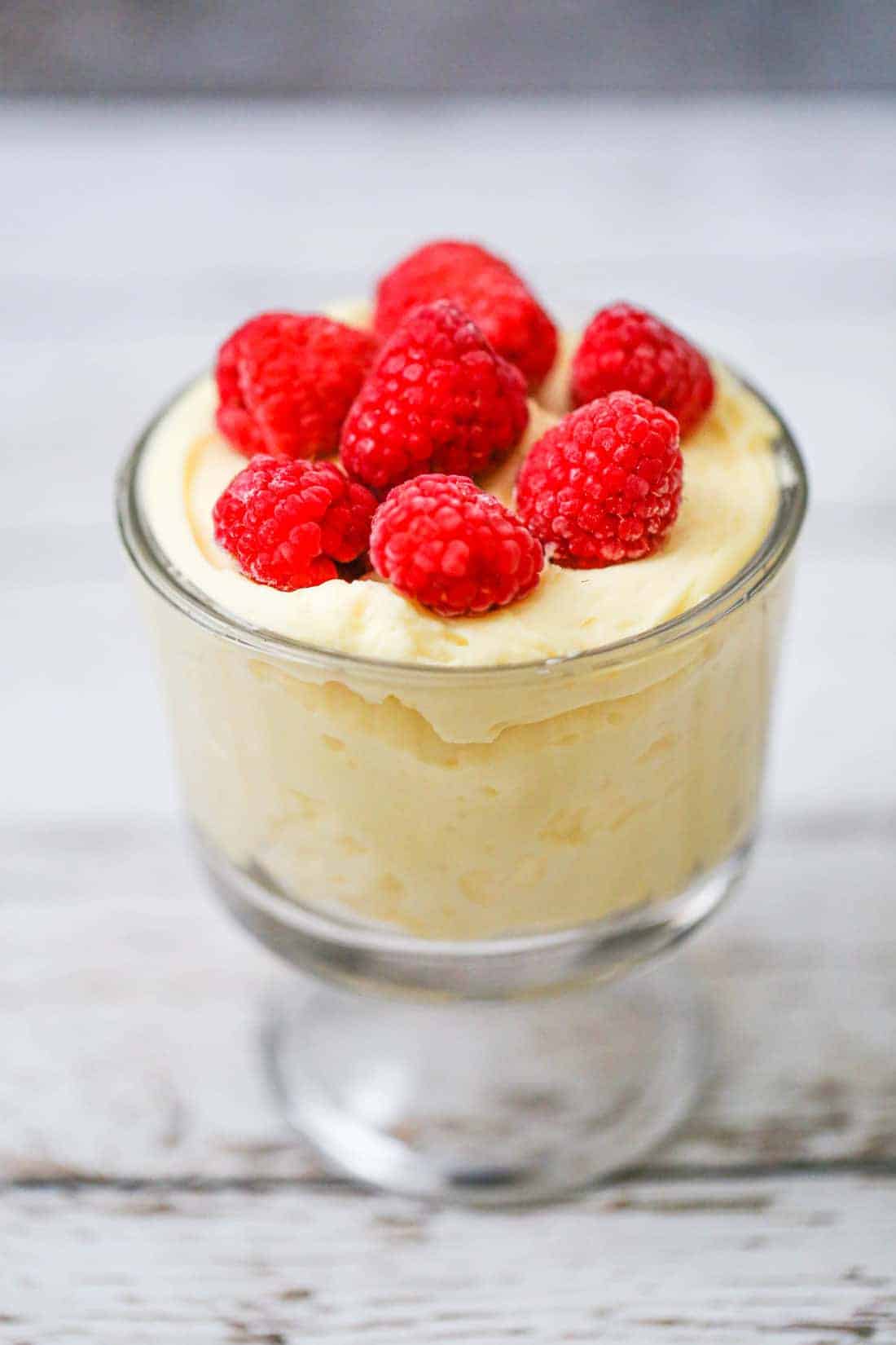sugar-free pudding with greek yogurt and cheesecake flavor